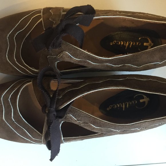 Earthies Heel Size 7.5 - Picture 2 of 5